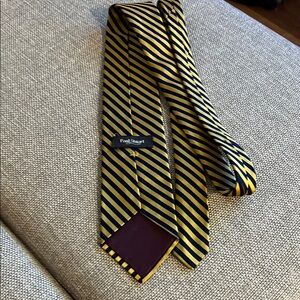 Paul Stuart Yellow and Black Tie with Bold Stripes